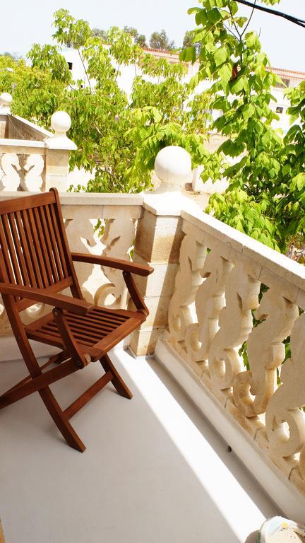 Hostal Bon Sol San Ferrán de ses Roques Esterno foto